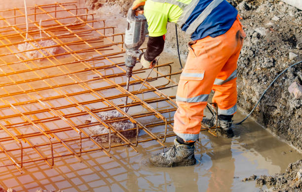 Best Concrete Crack Repair  in Riverside, MO